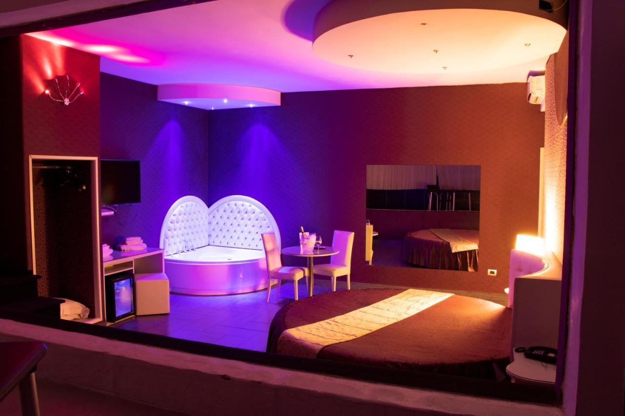 Hotel Masaniello Luxury 카소리아 외부 사진